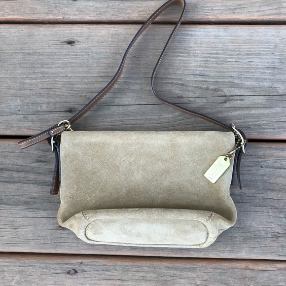 Authentic Coach suede mini handbag - Picture 4 of 8